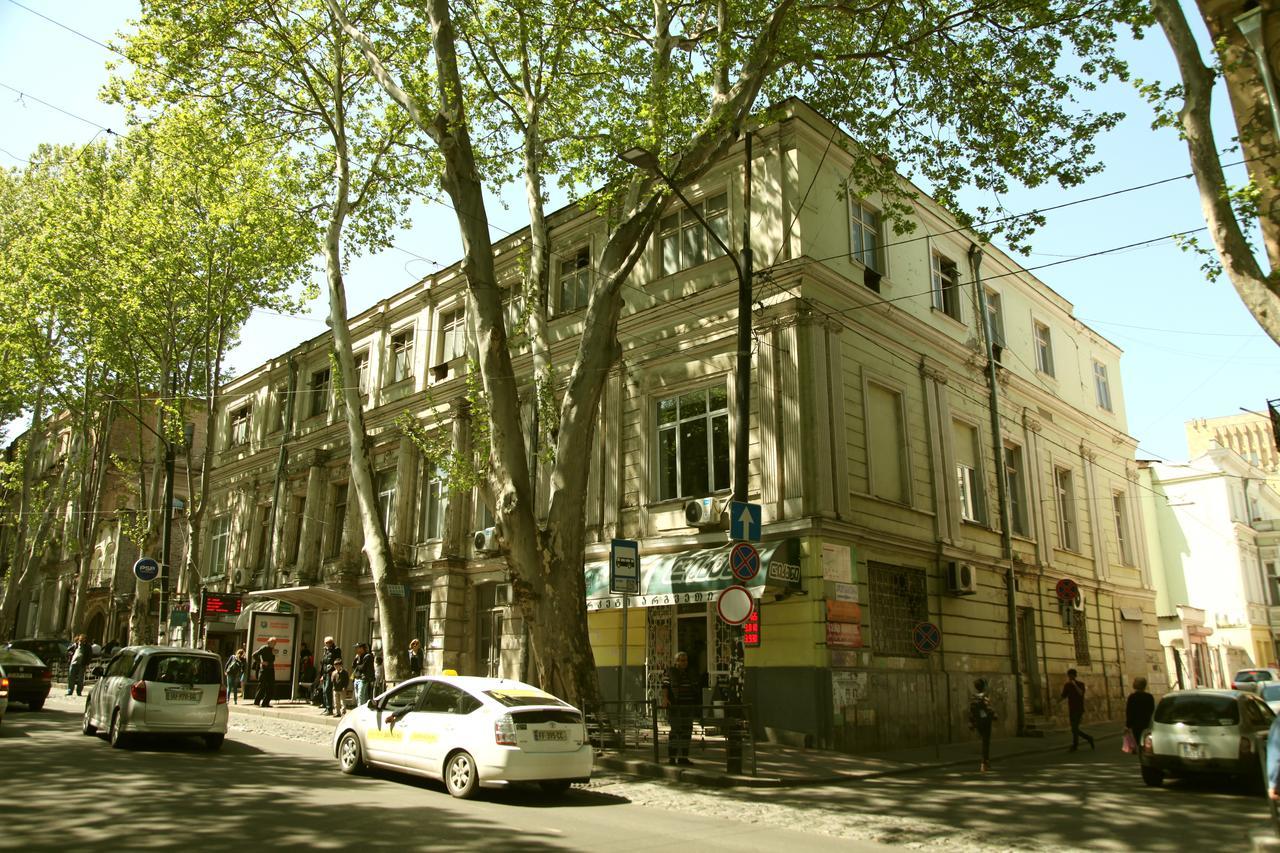 Diplomat Apartment Tbilissi Extérieur photo