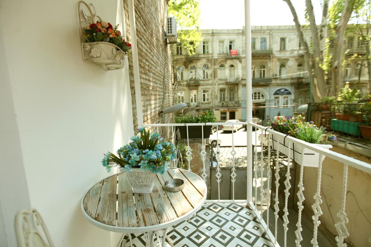 Diplomat Apartment Tbilissi Extérieur photo